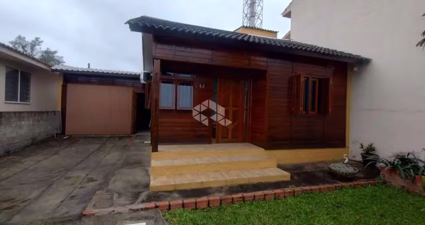 Casa com 2 quartos à venda na Santana Piccini, 14, Camobi, Santa Maria