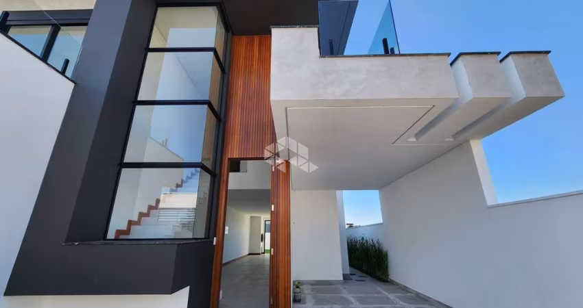 Casa 3 Dormitórios no bairro Campeche, em Florianópolis/SC