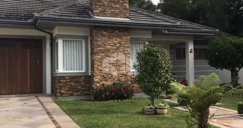 Casa térrea com 3 dormitórios em Gramado
