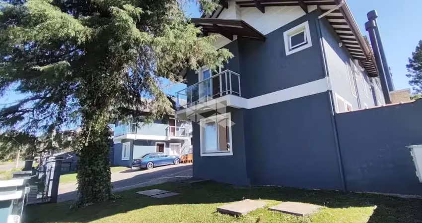 Casa geminada 96m² , 2 suítes, localizada no bairro sesi