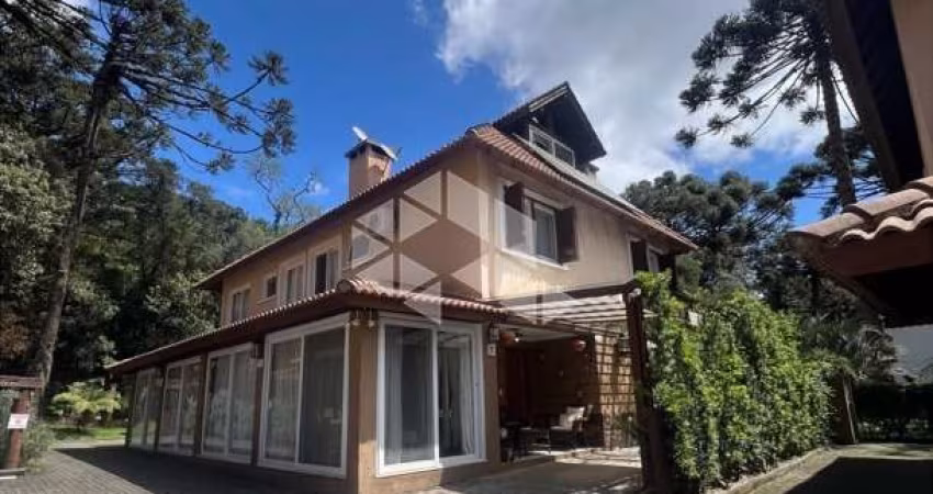 Casa à venda na Vila Suzana em Canela - Conforto, tecnologia e sofisticação