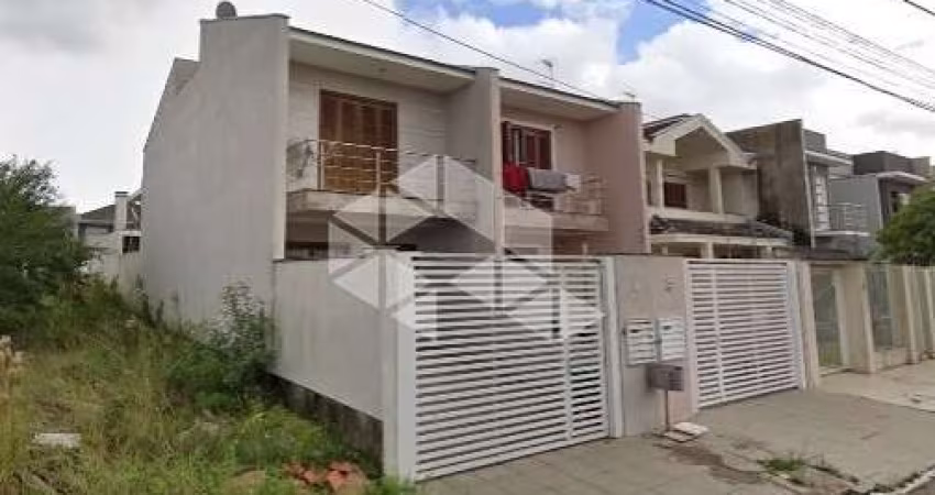 Sobrado de 3 dormitórios no Moinhos
