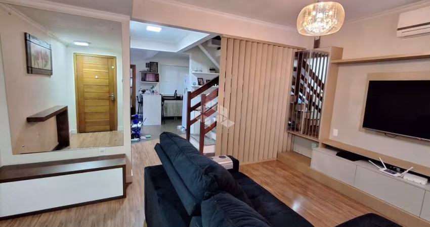 Casa com 3 dormitórios no bairro Igara em Canoas