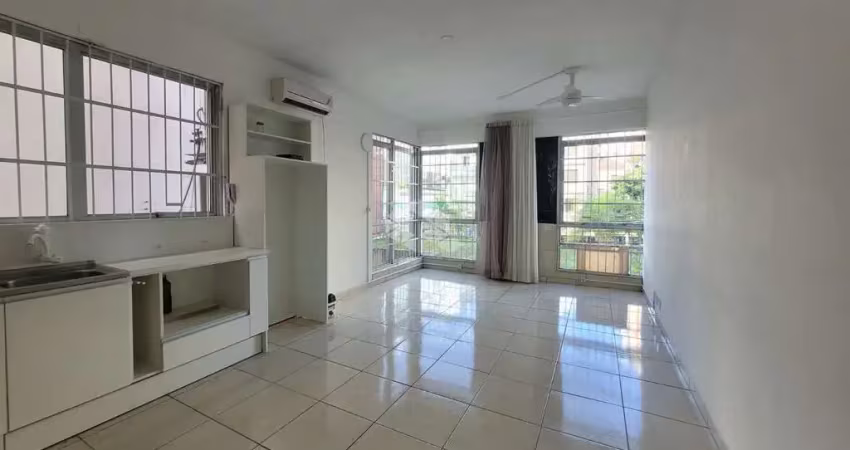 Sala comercial com 1 sala à venda na Avenida Cristóvão Colombo, 2144, Floresta, Porto Alegre