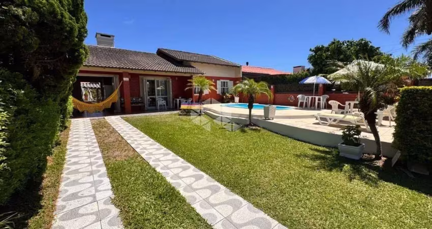 Casa com 3 quartos à venda na Uruguaiana, 1640, Centro, Imbé