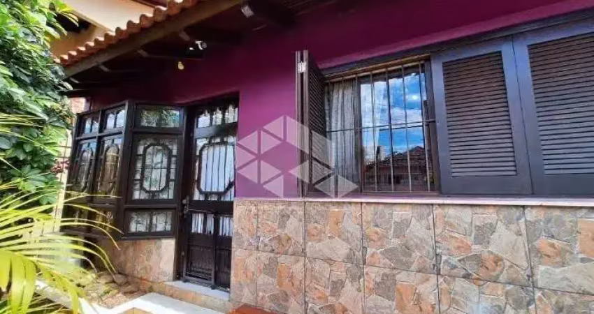 Casa 3 quartos, 3 banheiros no centro de canoas por r$ 760.000