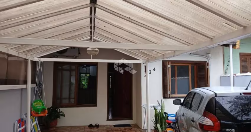 Casa com 3 dormitórios e 2 vagas em canoas, bairro estância velha