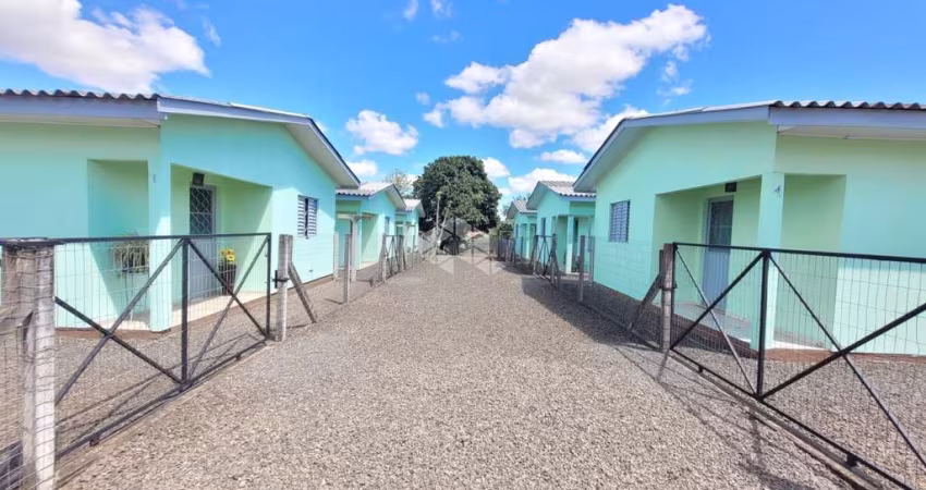 Terreno área de 1143 m², com 6 casas alugadas! A venda no bairro Estancia Velha-Canoas/RS