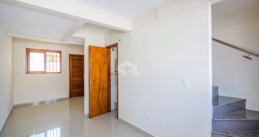 Sobrado á venda, 3 quartos/ dormitórios, 1 suíte, 2 vagas/box fechado, 3 banheiros. Bairro São José Canoas/RS, Aceita Financiamento e Fgts.