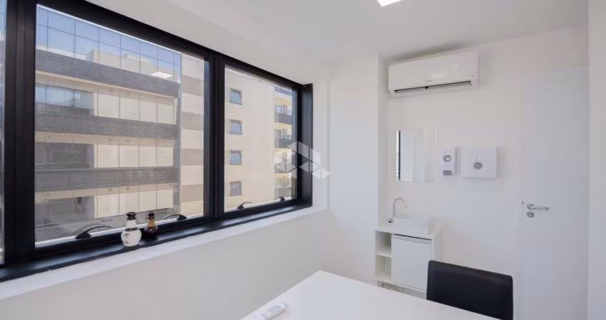 Sala de consultório mobiliada no condomínio Max Plaza em Canoas