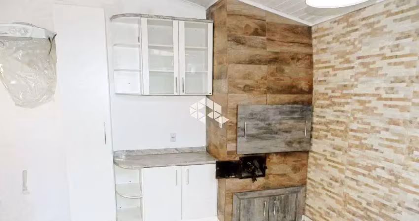 Casa em condomínio 3 dormitórios, semimobiliado, 1 vaga de garagem, marechal rondon, próximo ao parkshopping canoas, aceita financiamento e fgts.