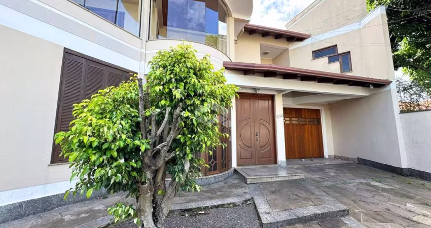 Casa com 3 Dormitórios, 1 suíte master, piscina, área gourmet, no Bairro Estância Velha, na cidade de Canoas. Aceita Financiamento Bancário e FGTS.