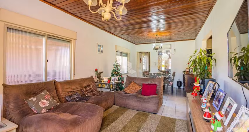 Casa térrea com 3 dormitórios, aceita financiamento, no bairro Niterói/Canoas.