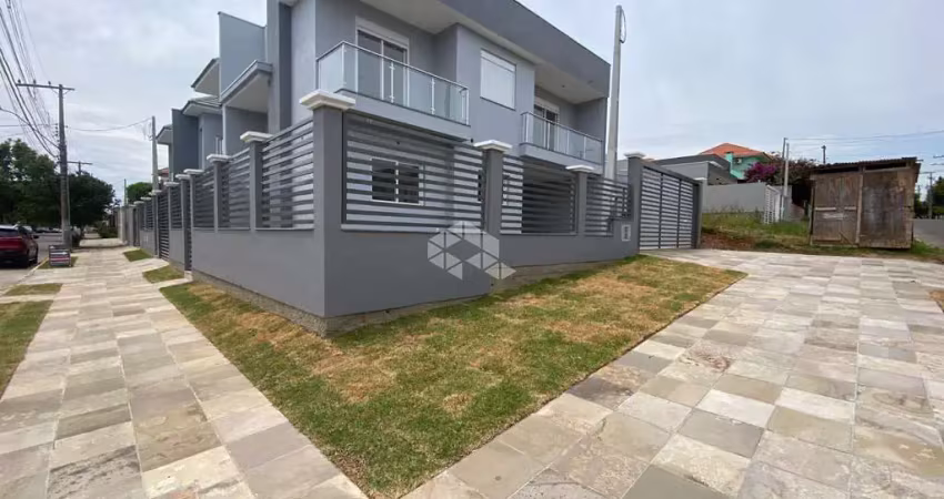 Sobrado novo com 3 dormitórios, 1 sendo suíte no bairro são josé canoas