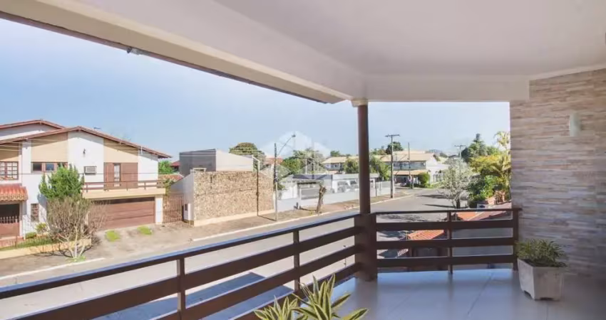 Casa semimobiliada, 3 dormitórios, 3 salas, 1suíte/hidro, 4 banheiros, água quente, churrasqueira, 2 vagas, igara/canoas. aceita fgts e financiamento.
