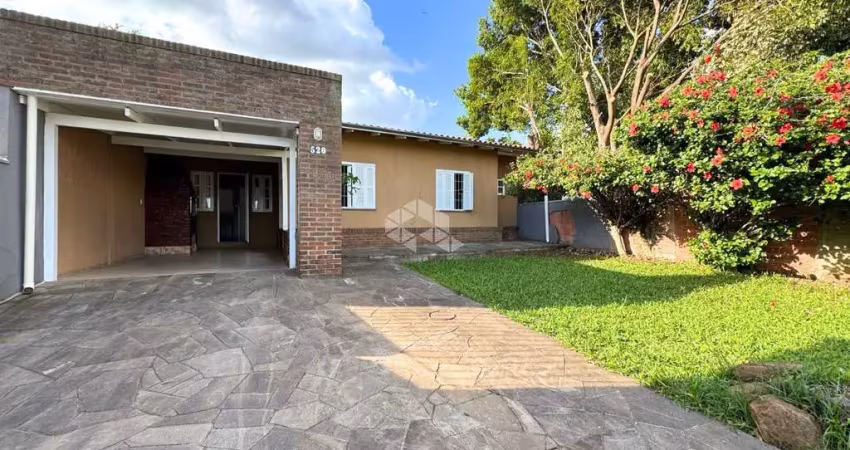 Casa térrea 3 dormitórios com 1 suíte, churrasqueira, pátio amplo, 3 vagas garagem próxima ao parkshopping canoas/igara,  aceita fgts e financiamento!