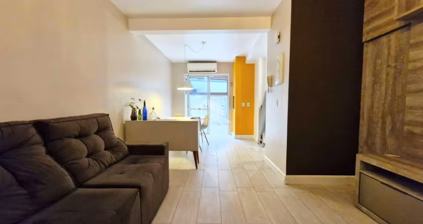 Casa em condomínio Vivendas do Lago, área de 107,65m² privativa, com 2 dormitórios, 2 banheiros, 2 vagas cobertas.Aceita Financiamento e FGTS.