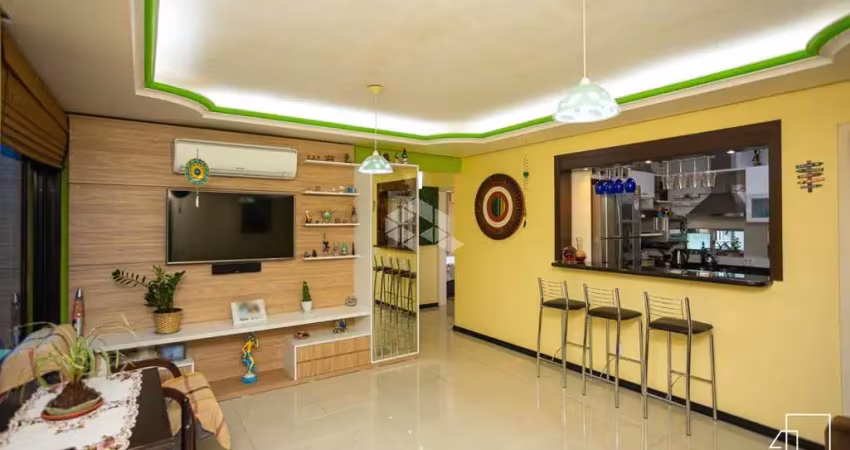 Apartamento 2 dormitórios, dependência, banheiro social, lavabo, no Centro, Canoas.