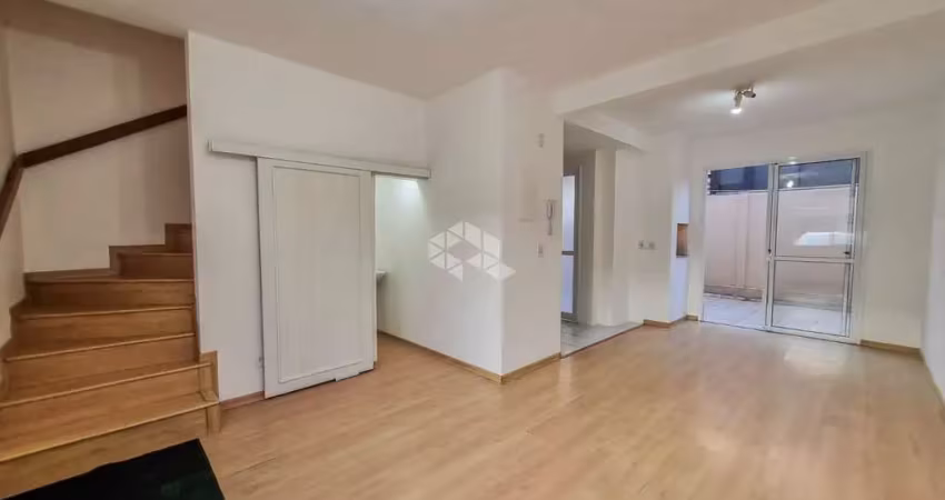 Casa condomínio, 2 dormitórios, 2 banheiros, semimobiliada, churrasqueira, 2 vagas, infra completa, marechal rondon/canoas. aceita financiamento fgts.