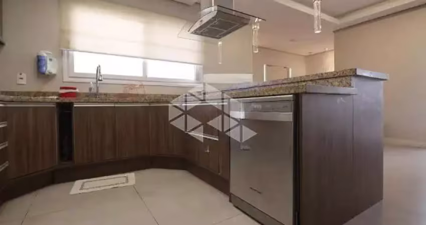 Casa térrea no bairro são josé, canoas, mobiliada, 3 dormitórios, 1 suíte, 4 banheiros, 2 vagas de garagem, edícula com churrasqueira e conta com ener