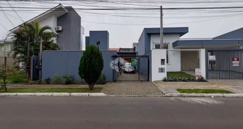 Casa térrea bem localizada, suite, aceita pet, quintal grande, bicicletário, canil, 5 min Park shopping, muros altos