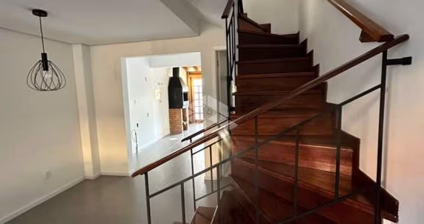 Sobrado com 2 Dormitórios de 104 m²