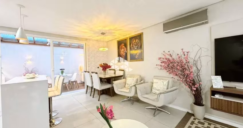 Casa reformada 3 dormitórios 1 suíte, semi mobiliada, decorada, 2 vagas cobertas, churrasqueira, igara/canoas. aceita financiamento bancário e fgts.