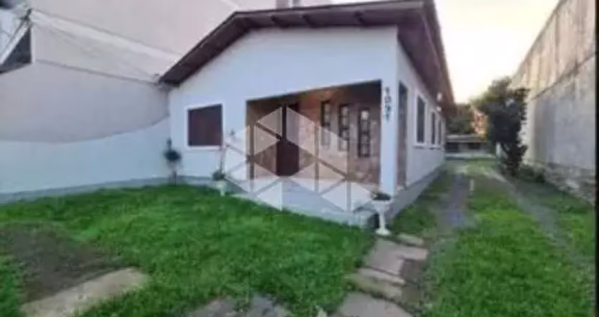 CASA COM 3 QUARTOS NO CENTRO DE ESTEIO