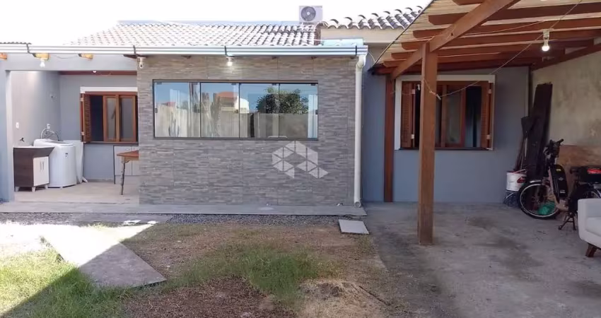 Casa com 2 quartos à venda na Rua Barbosa Lessa, 94, Harmonia, Canoas