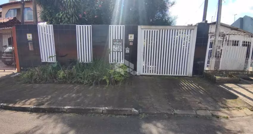 Casa à venda com 188m², 5 quartos e 3 vagas, Estância Velha Canoas