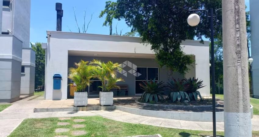 Oportunidade Imperdível: Apartamento Semi-Mobiliado à Venda!