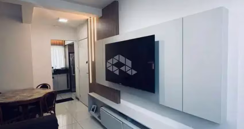 Apartamento dois dormitórios com sacada e suíte semi mobiliado