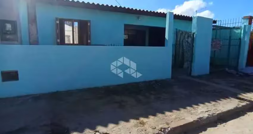 Casa com 2 quartos à venda na 8a, 42, Guajuviras, Canoas