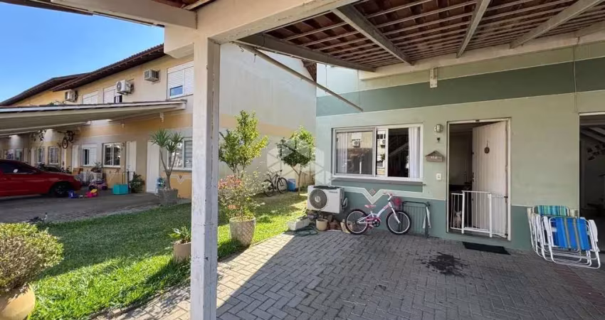 Sobrado em condomínio com 2 dormtórios,  localizada no bairro fátima - canoas