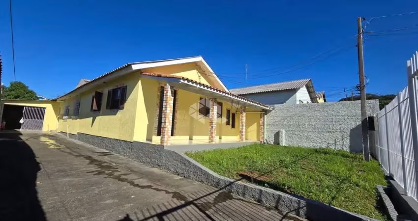 Casa ampla com 4 quartos, 03 vagas no bairro igara - canoas