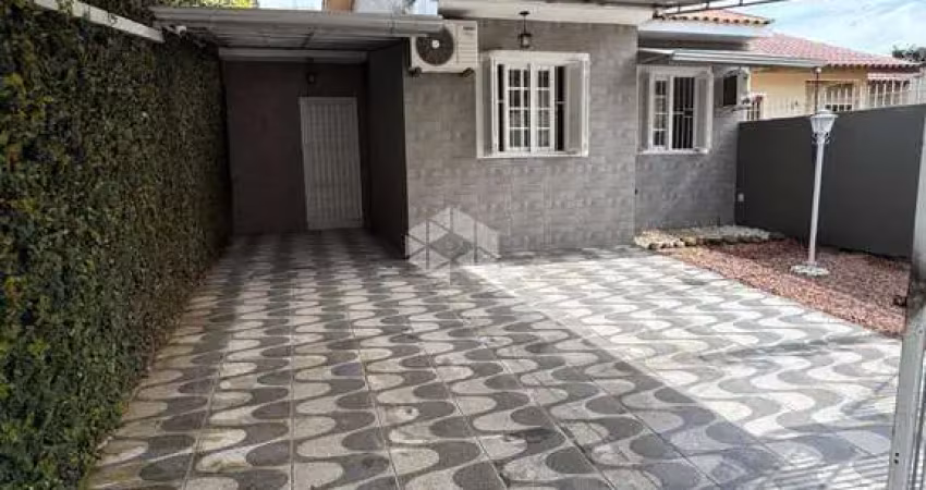Casa com 2 quartos à venda na Rua João de Azevedo Barbosa Filho, 18, São José, Canoas