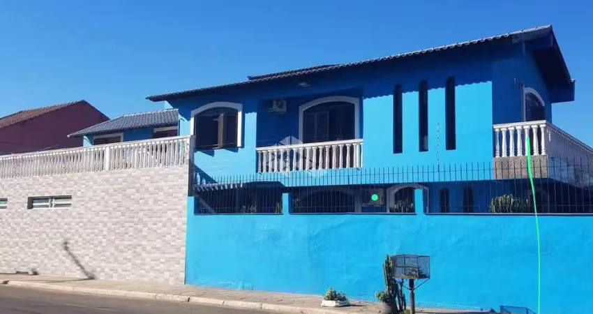 Casa com 5 quartos à venda na Rua Marechal Rondon, 436, Niterói, Canoas
