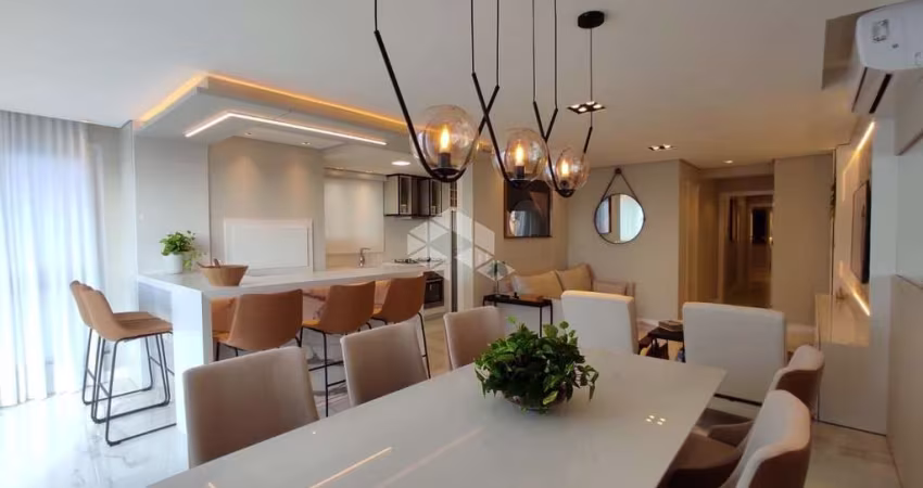 Apartamento de alto padrão à venda no Centro de Capão da Canoa com 3 quartos (1 suíte)