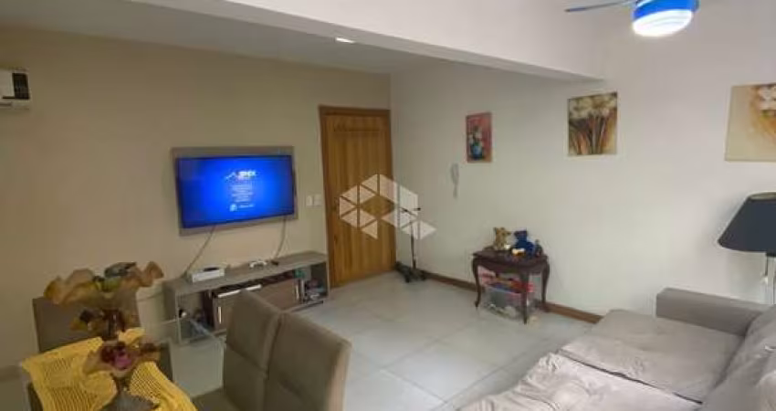 Amplo dois dormitórios mobiliado com terraço lateral em L  Zona Nova