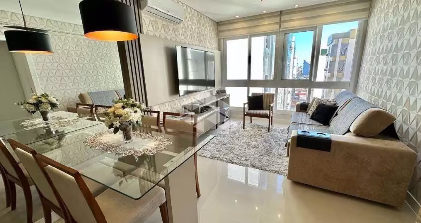 Junto a praça luterana apartamento 2 dormitórios mobiliado com box de estacionamento