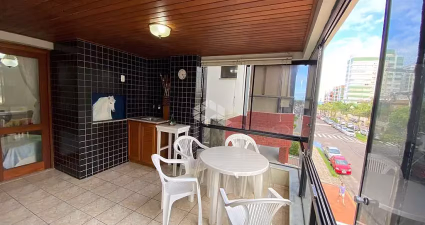 Apartamento 3 dormitórios, 1 suíte, frente sacada com churrasqueira, vista mar, capão da canoa