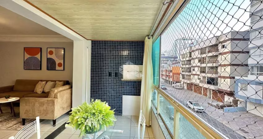 Apartamento 2 dormitórios, 1 suíte, mobiliado, localizado no centro da cidade de capão da canoa.