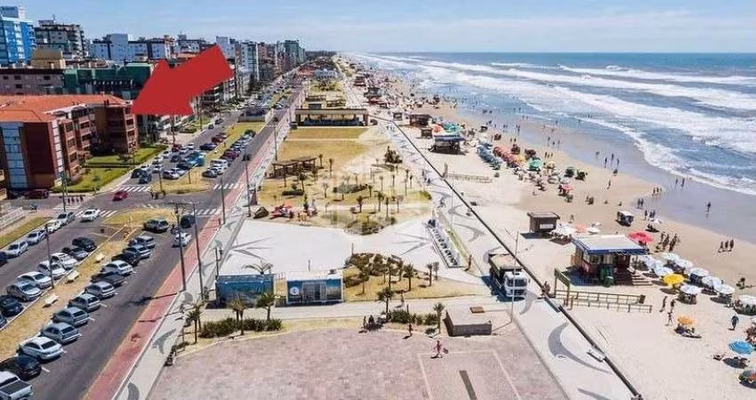 Prédio a beira mar no centro 3 dormitórios mobiliado