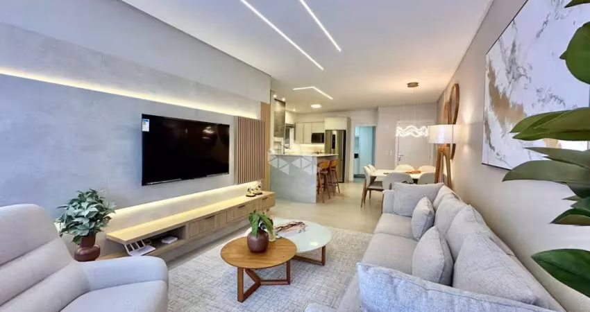 Apartamento finamente mobiliado e decorado com 02 dormitórios, 01 suíte, em capão da canoa/rs.