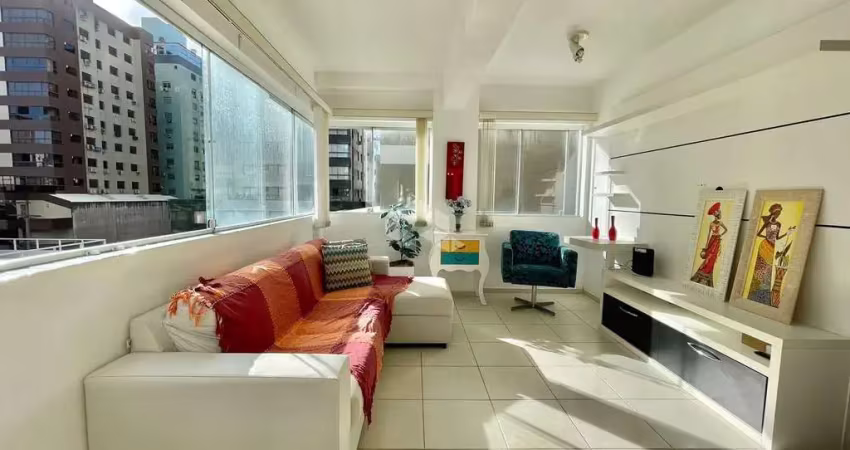 Apartamento de 2 dormitório, 1 suíte, mobiliado, churrasqueira, área de serviço, em capão da canoa