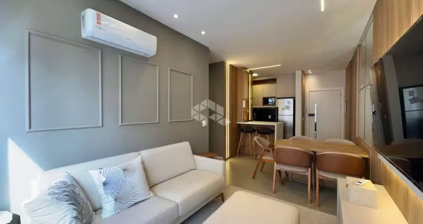 Apartamento mobiliado e decorado, 02 quartos(sendo 01 suíte), no bairro zona nova, em capão da canoa/rs.