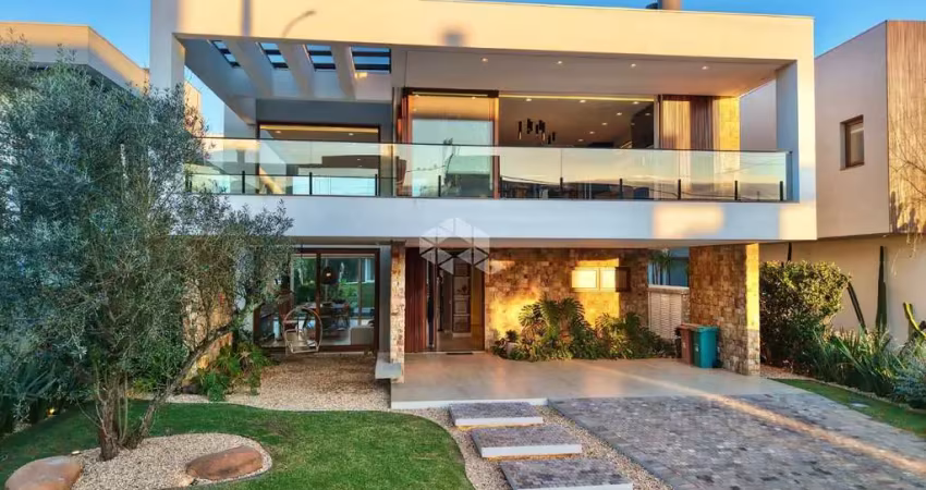 Casa de luxo no capão ilhas compost por 04 quartos/suítes, mobiliada e decorada.