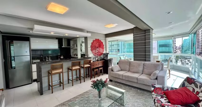 Apartamento mobiliado e decorado, 03 quartos, sacada com vista mar, no bairro navegantes em capão da canoa/rs.