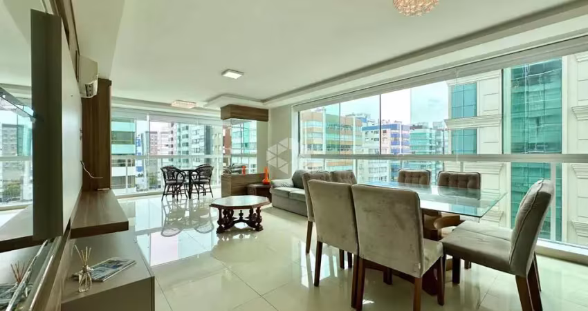 3 dormitórios com vista para o mar mobiliado e decorado com 2  box para carro