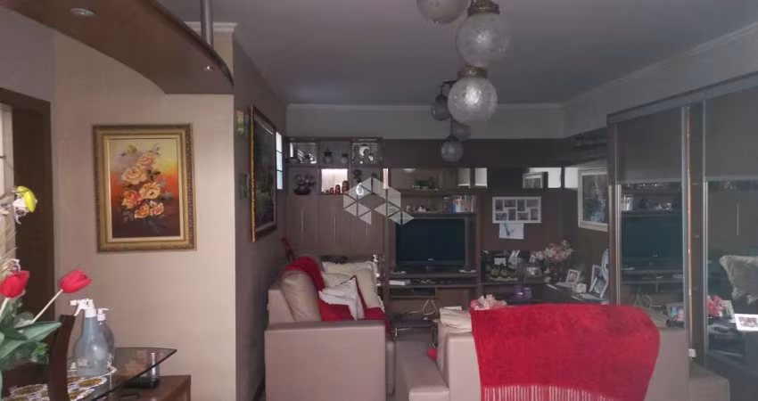Ótima casa na Rua Marco Polo, Hospital Conceição